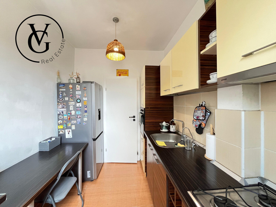 Apartament decomandat 2 camere 2 băi - renovat - Bucureștii Noi