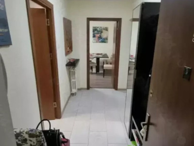 Apartament 3 camere - Centru Civic