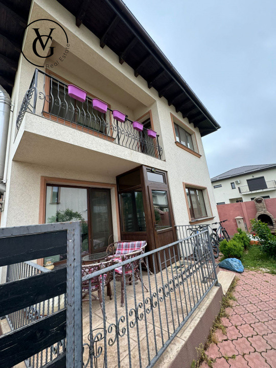 Casa 3 camere Tunari 