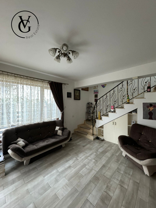 Casa 3 camere Tunari 