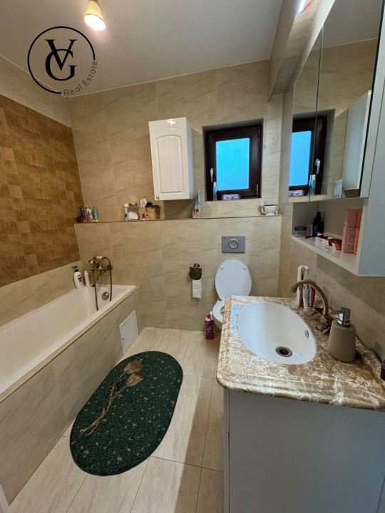 Casa 3 camere Tunari 