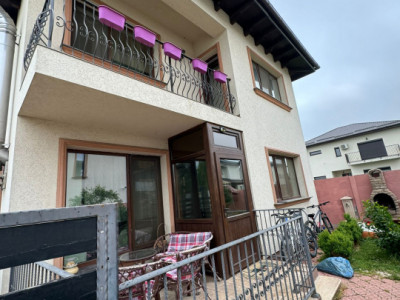 Casa 3 camere Tunari 