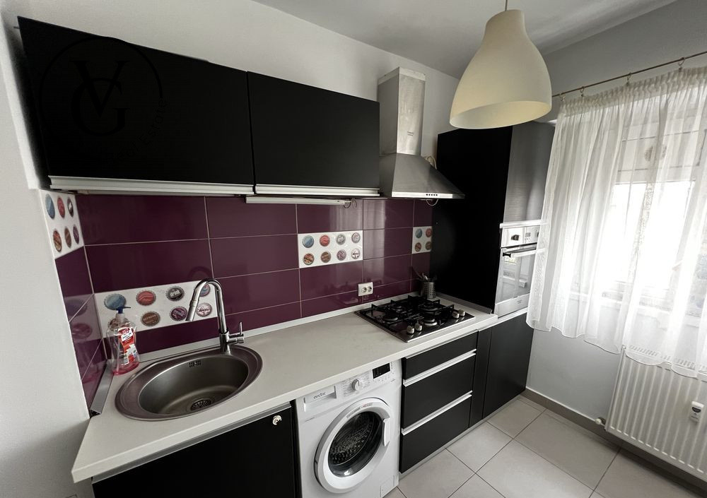  Apartament  trei camere decomandat - Militari 