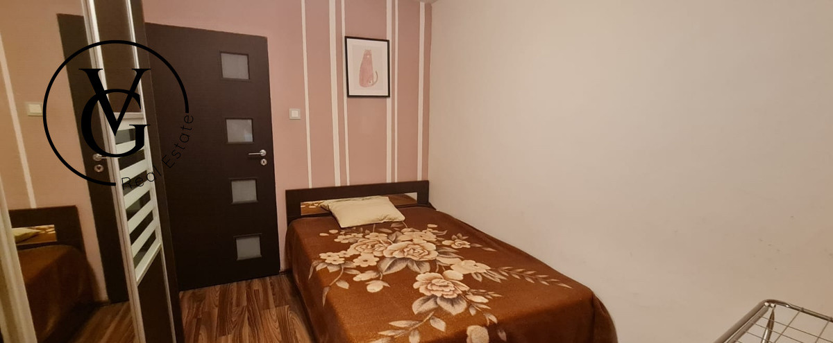Apartament trei camere decomandat - Militari 