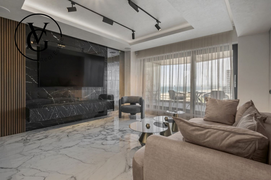Apartament 2 camere -First Mamaia -Crown Plaza 