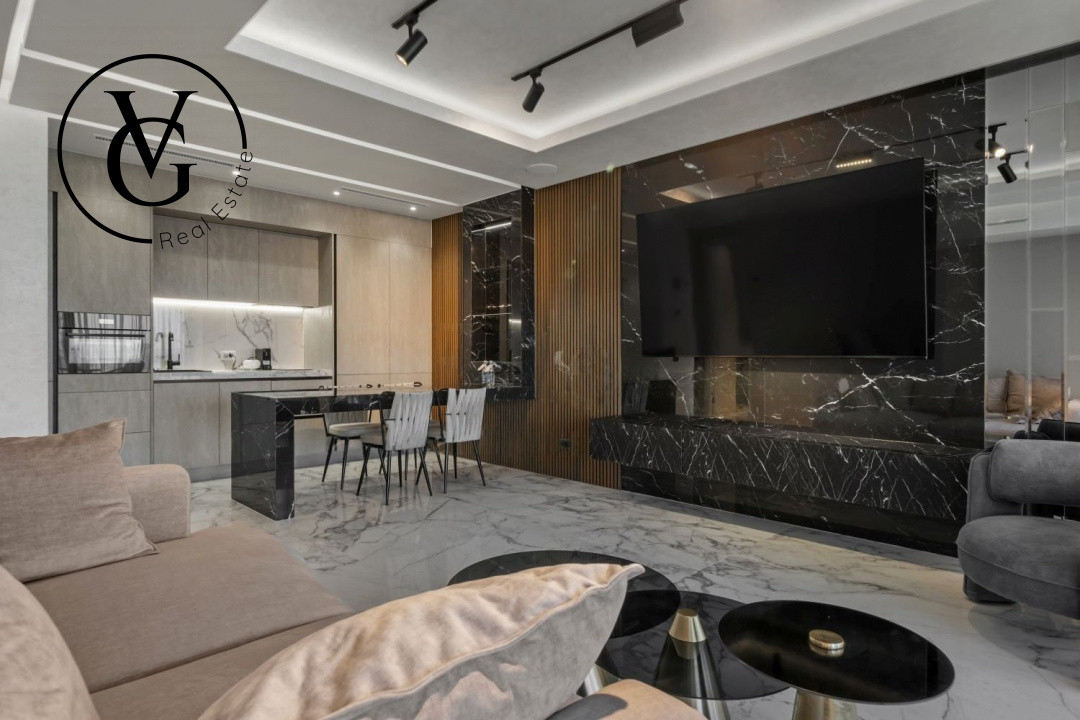 Apartament 2 camere -First Mamaia -Crown Plaza 