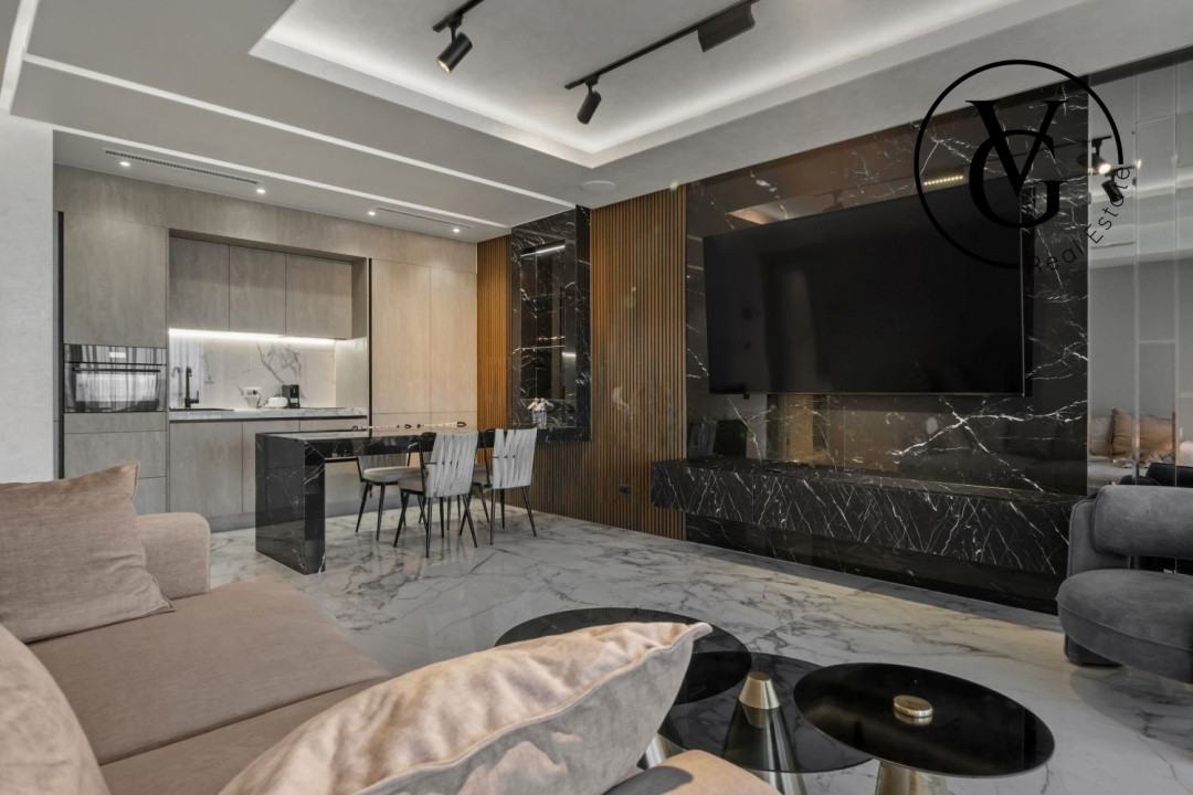 Apartament 2 camere -First Mamaia -Crown Plaza 