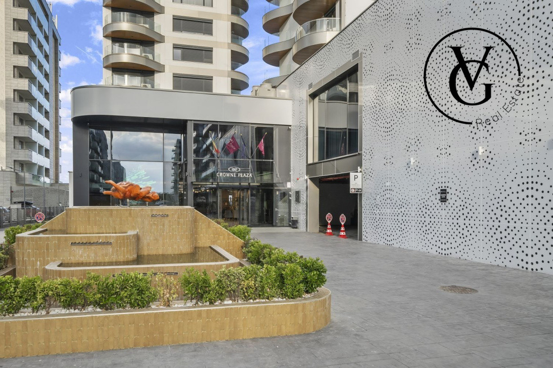 Apartament 2 camere -First Mamaia -Crown Plaza 