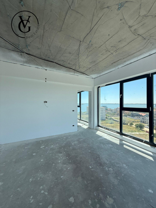 Penthouse - Vedere catre lac si mare - Terasa 250 mp -Mamaia Sat