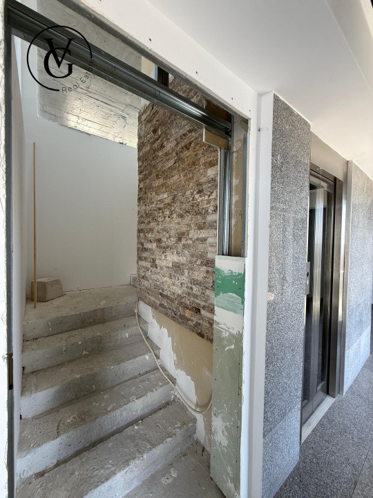 Penthouse - Vedere catre lac si mare - Terasa 250 mp -Mamaia Sat
