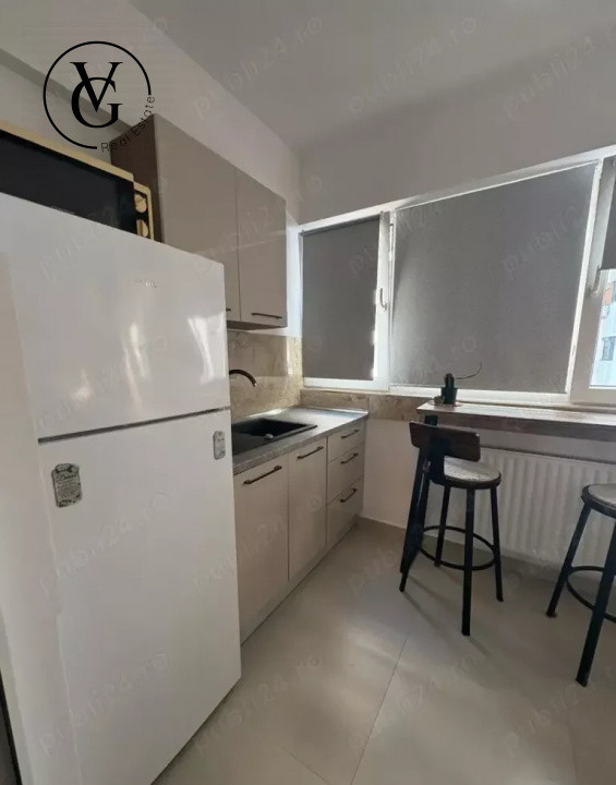 Apartament 2 camere semidecomandat - Rahova