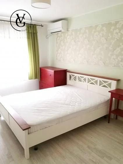 Apartament 3 camere - Dristor