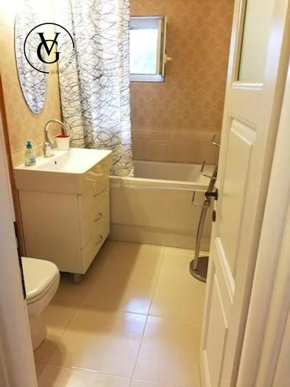 Apartament 3 camere - Dristor