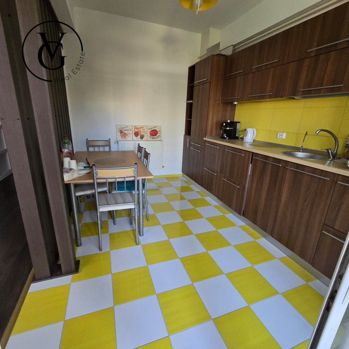Apartament spațios de 3 camere - zona Compozitori 