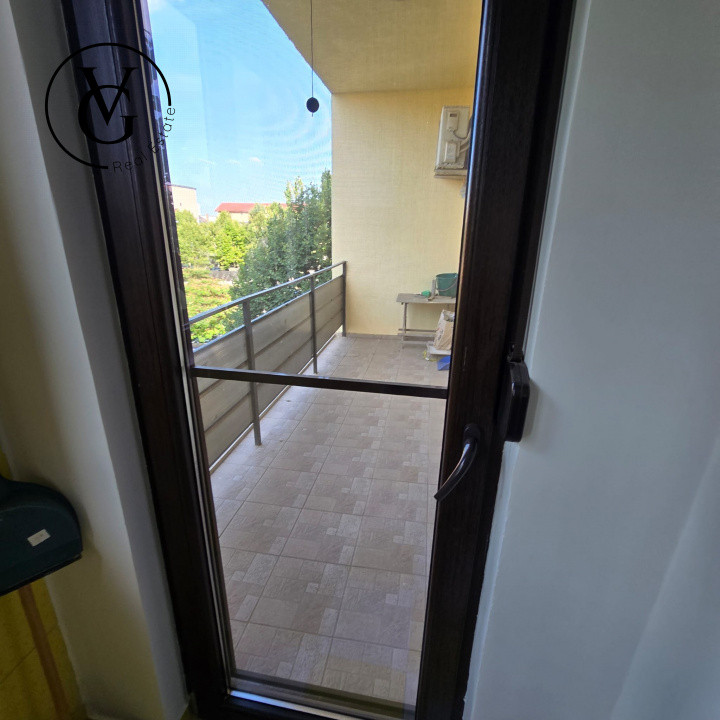 Apartament spațios de 3 camere - zona Compozitori 