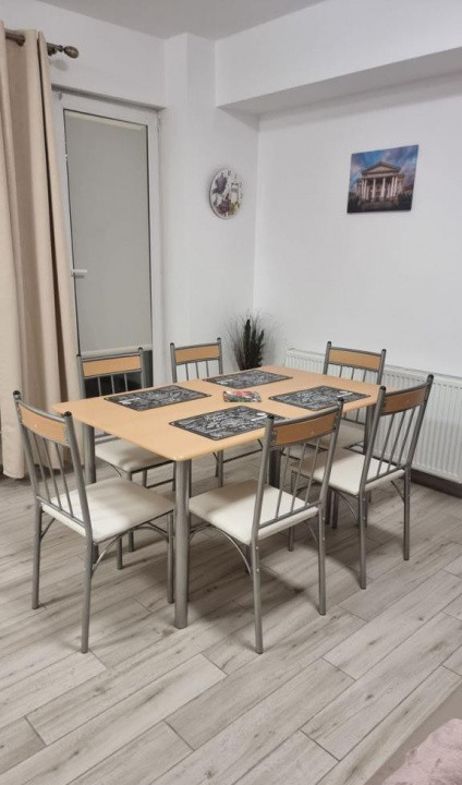 Apartament 2 camere - Trapezului
