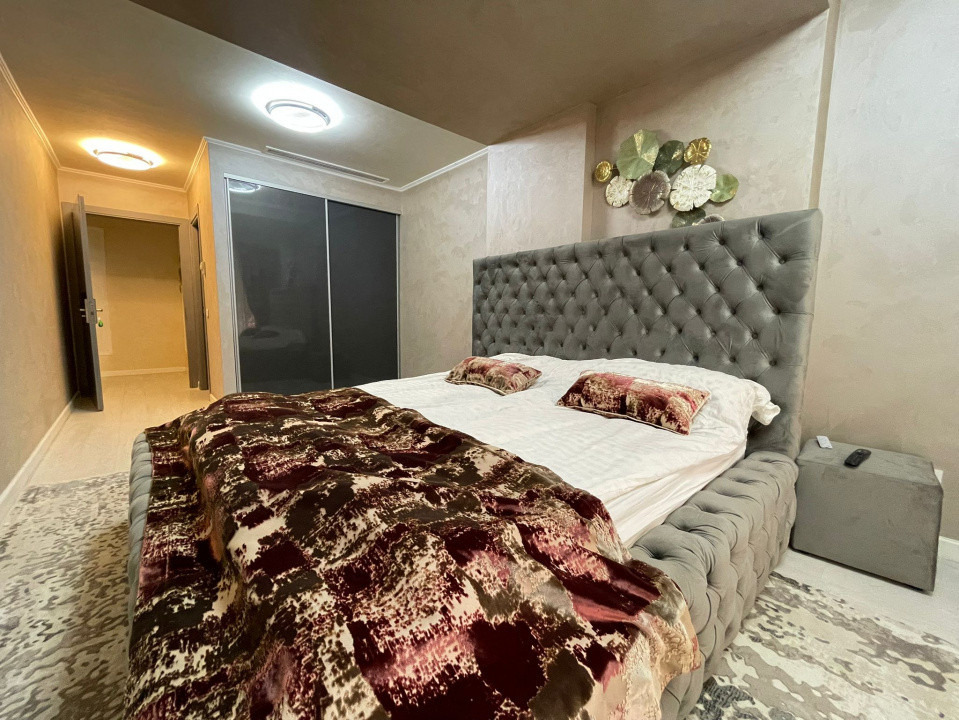 Apartament de 3 camere și curte privată - Parcare subterana