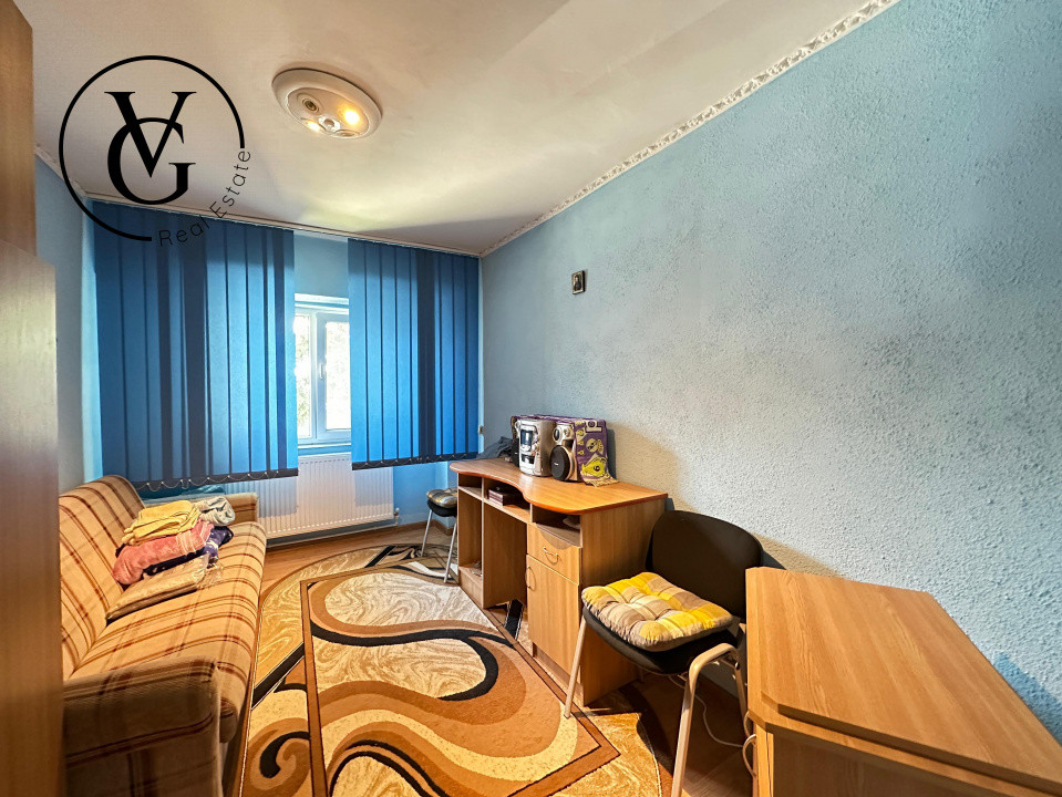 Apartament decomandat cu 4 camere - Năvodari