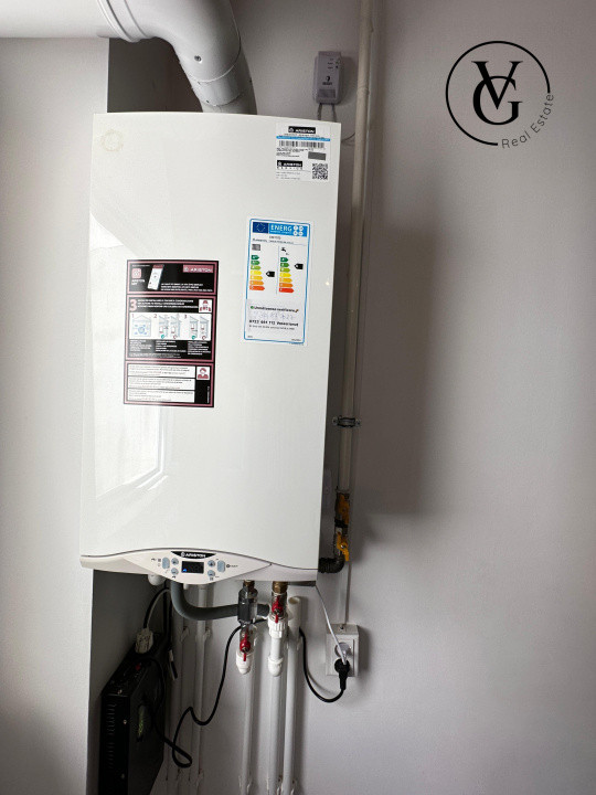 Apartament decomandat cu 4 camere - Năvodari