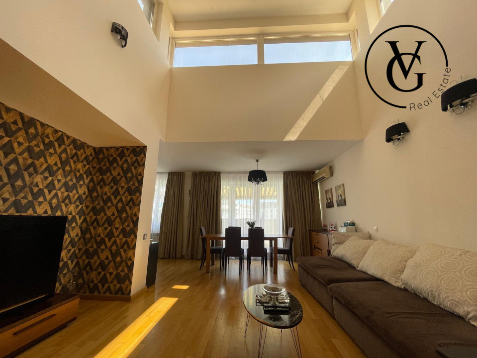 Apartament cu 5 camere si terasa spatioasa + 2 locuri de parcare