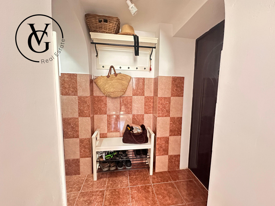 Apartament 2 camere - Navodari - Centru -Demisol inalt