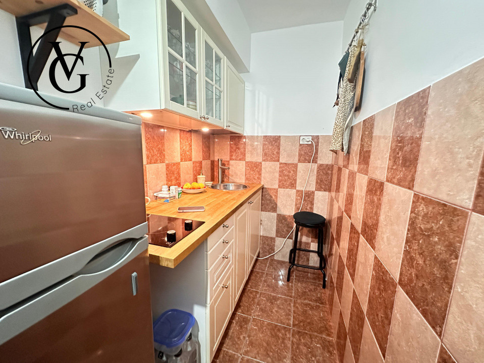 Apartament 2 camere - Navodari - Centru -Demisol inalt