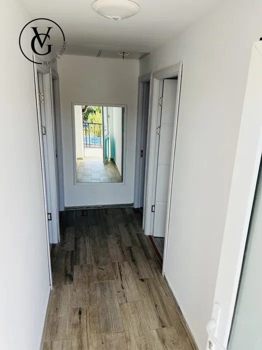 Casa cu 6 camere in Navodari 