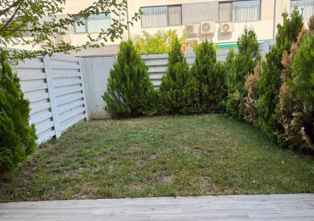 Închiriez vila pipera 5 camere  școală Americana 130 mp