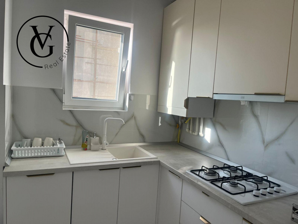Apartament 3 camere Mamaia /  Faleza Nord/ Pescarilor