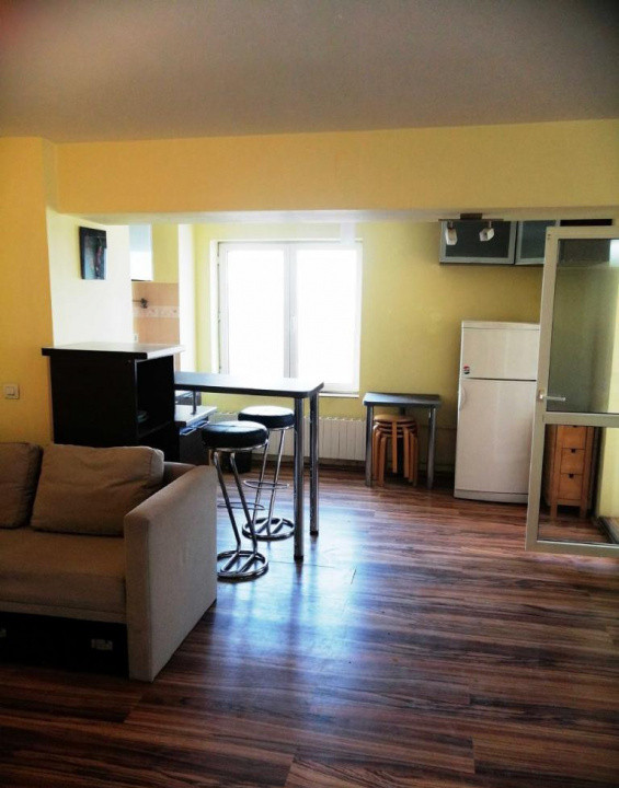 Apartament 3 camere - Nerva Traian
