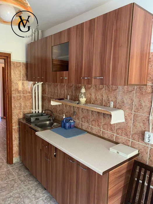 Apartament 3 camere de inchiriat - Zona Dacia