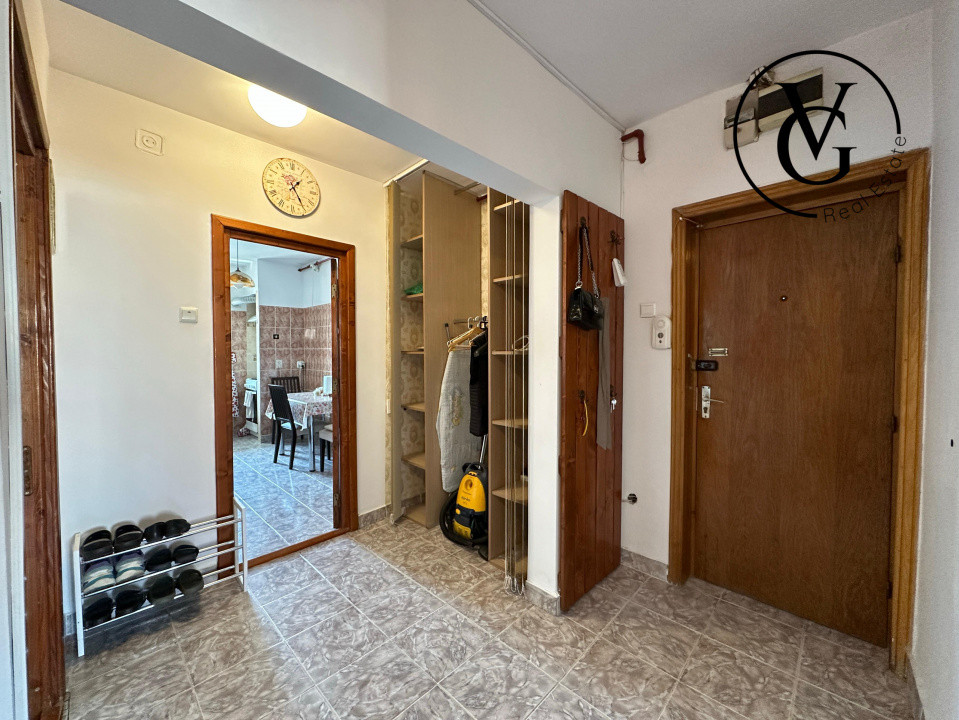 Apartament decomandat 3 camere - Dacia - centrală termică