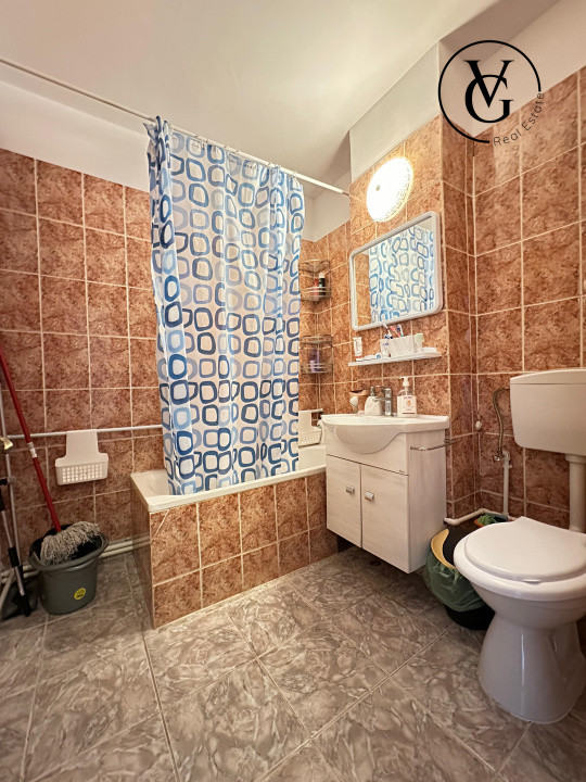 Apartament decomandat 3 camere - Dacia - centrală termică