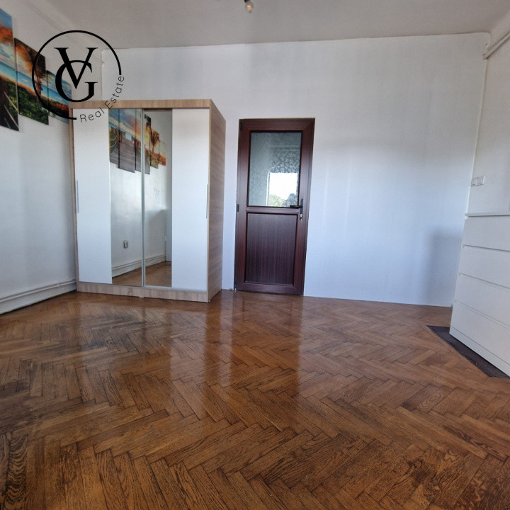 Apartament cinci camere in vila - Parcul Carol