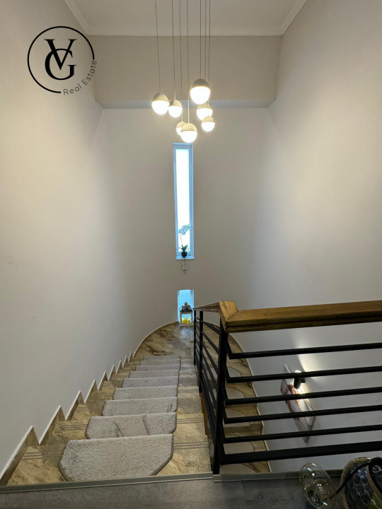 Vila individuala 5 dormitoare Mamaia Nord / Lidl