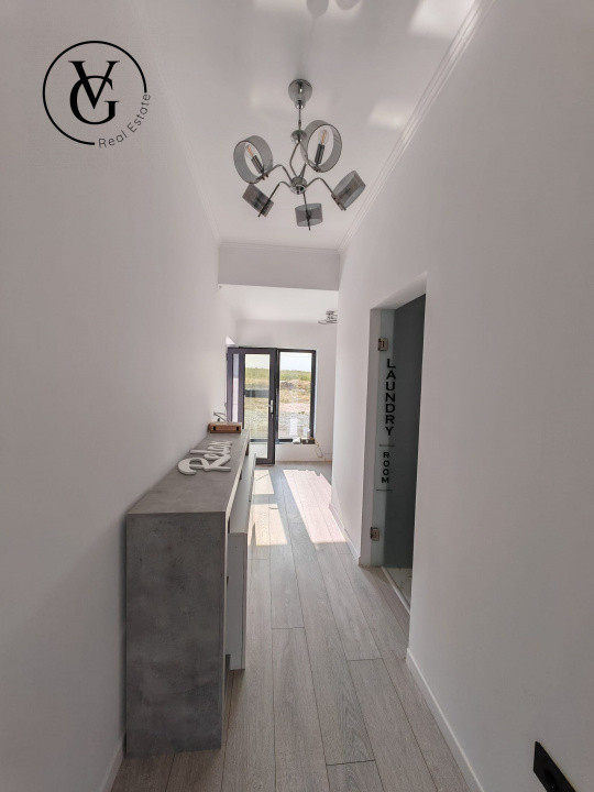 Casa de 4 camere, complex cu circuit inchis | Valu Traian