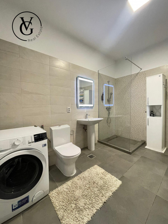 Apartament spatios | Curte privata | 2 Locuri de parcare 