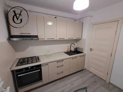 Apartament 2 camere - zona Casa de Cultura