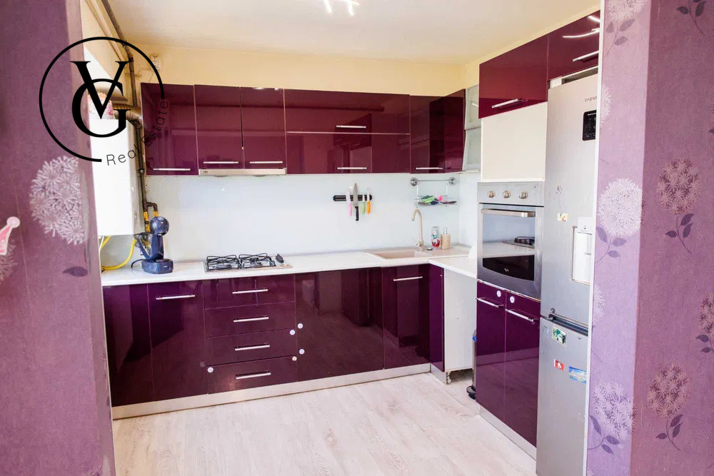 Apartament 3 camere - zona Tomis Nord
