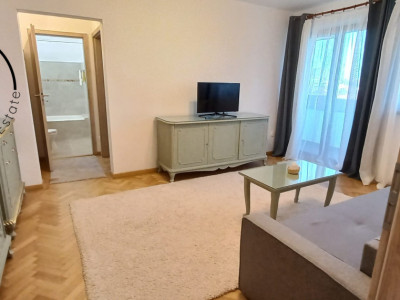 Apartament 2 camere de închiriat Piata Victoriei, direct proprietar