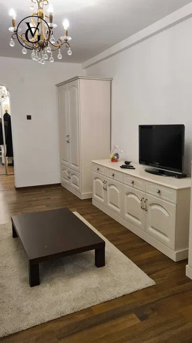 Apartament 2 camere - zona Centrul Vechi