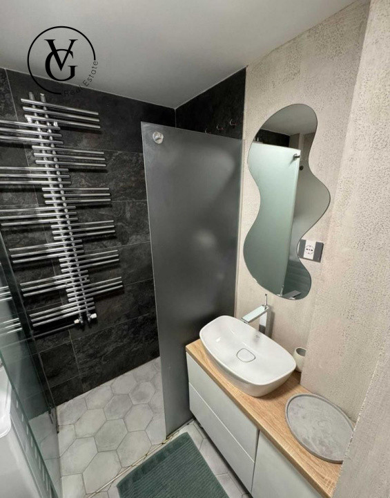 Apartament 2 camere Piata Amzei Romana