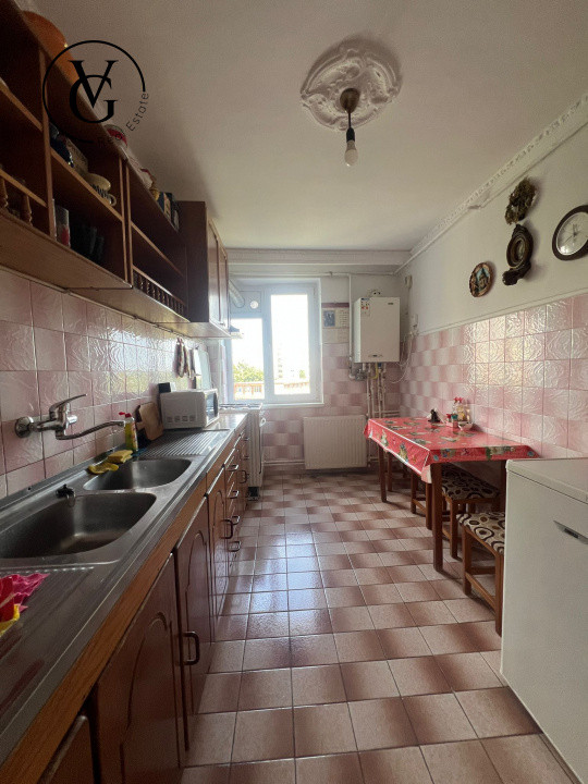 APARTAMENT DE 4 CAMERE TOMIS NORD