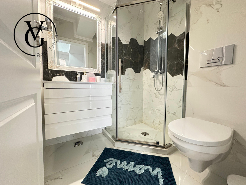 Apartament 4 camere- Faleza Nord - vedere la mare 