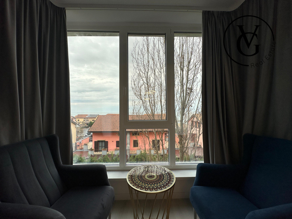 Apartament 4 camere- Faleza Nord - vedere la mare 