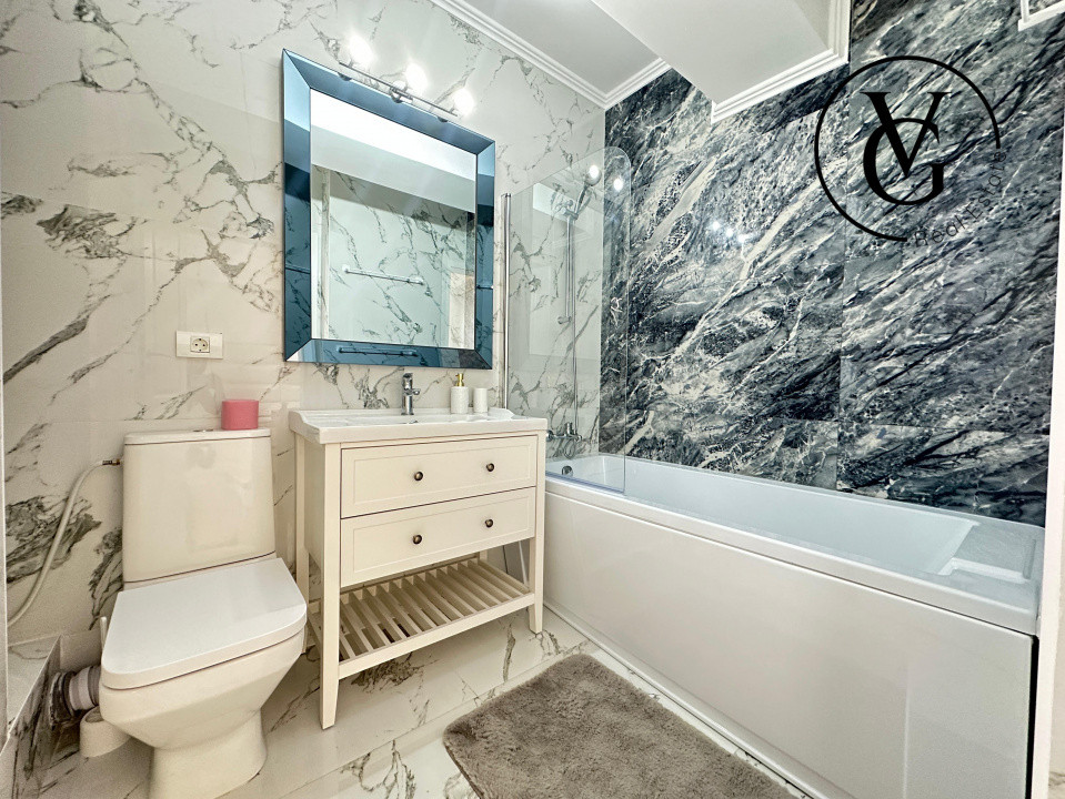 Apartament 4 camere- Faleza Nord - vedere la mare 