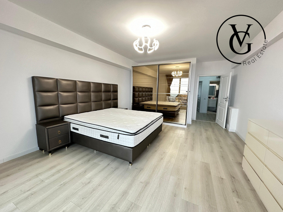 Apartament 4 camere- Faleza Nord - vedere la mare 