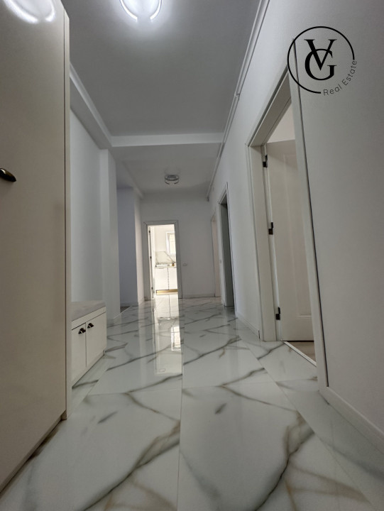Apartament 4 camere- Faleza Nord - vedere la mare 