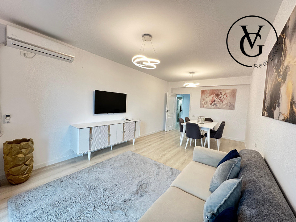 Apartament 4 camere- Faleza Nord - vedere la mare 