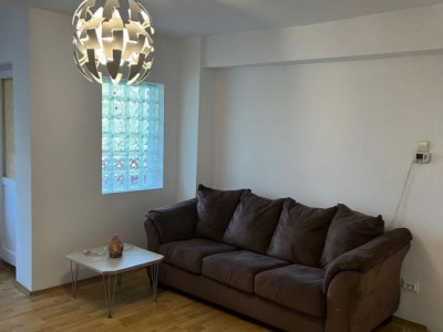 Apartament trei camere - Militari